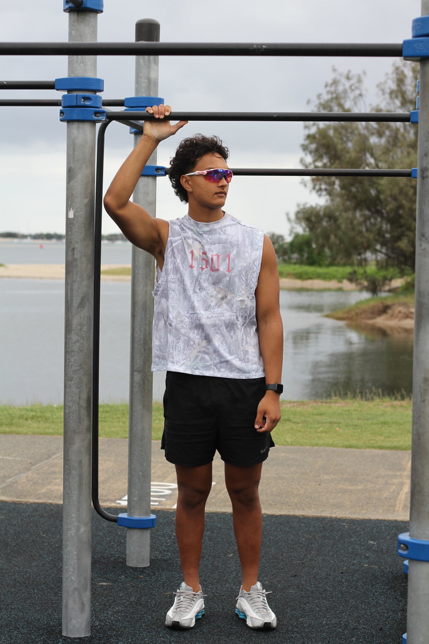Camo tank